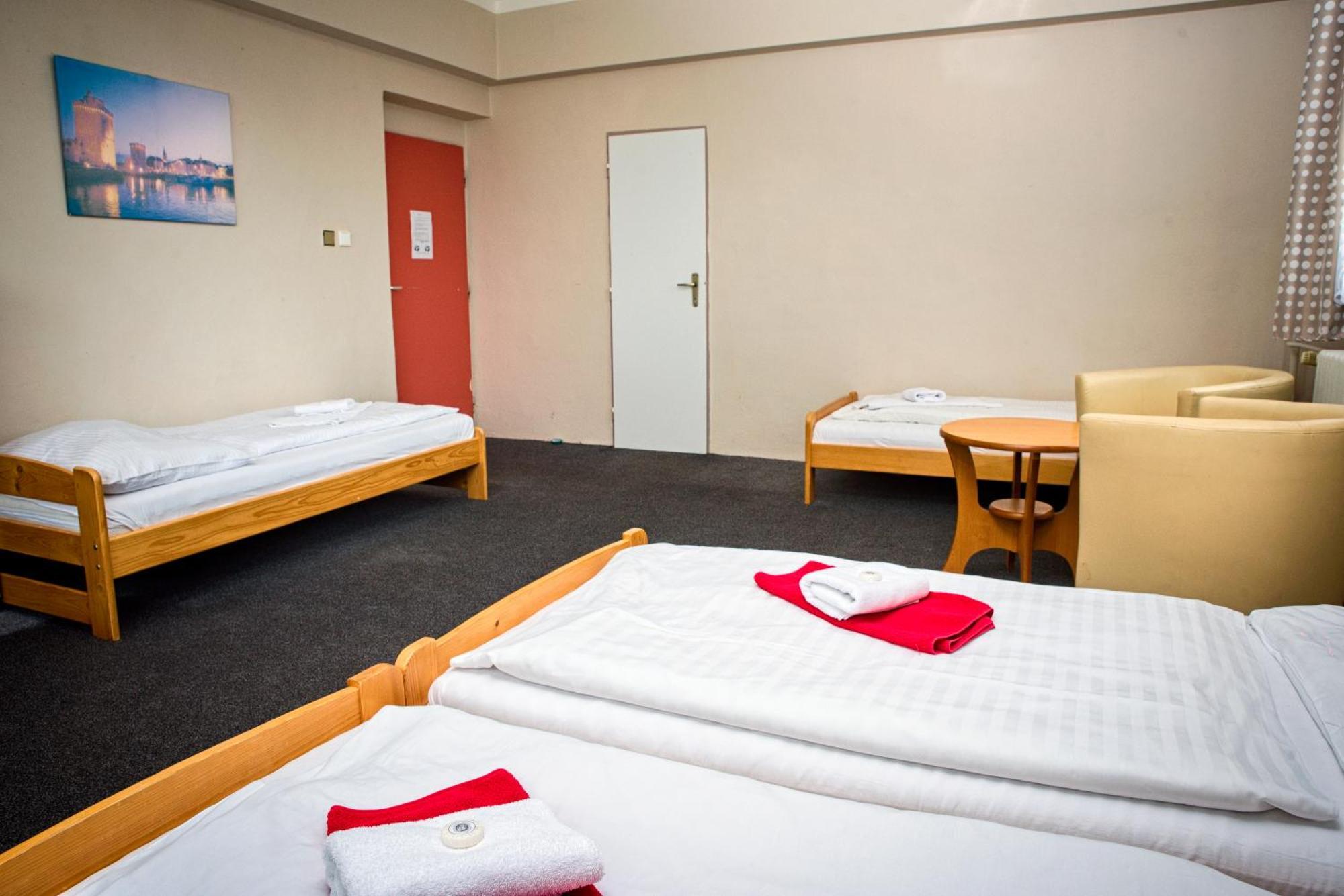 Hotel Zimni Stadion Nachod Luaran gambar